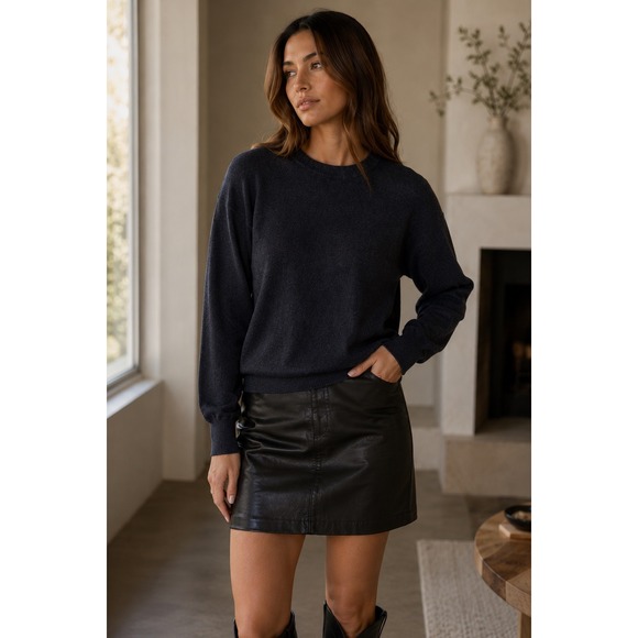 Banana Republic Sweaters - Banana Republic Luxury Blend Silk Cashmere Scallop Hem Sweater Dark Navy S